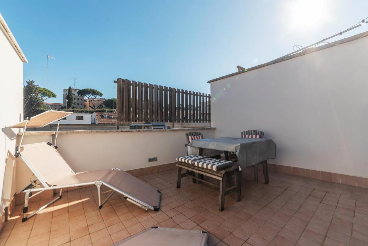 Bright Apt With Views Of San Pietro Řím Exteriér fotografie
